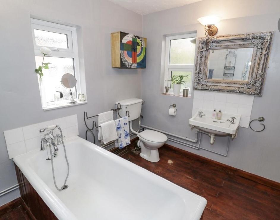 Lovely Comfortable 3 Bed Home, Worcester Esterno foto
