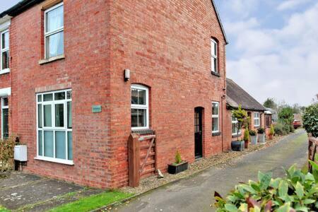 Lovely Comfortable 3 Bed Home, Worcester Esterno foto